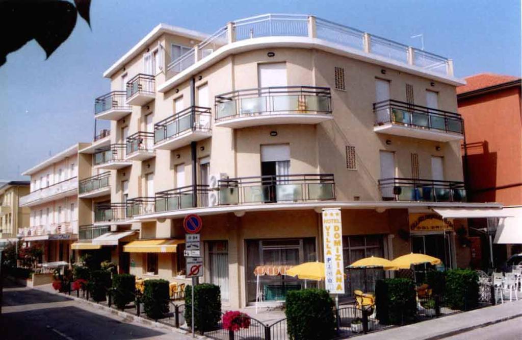 Hotel Villa Domiziana Rimini Esterno foto