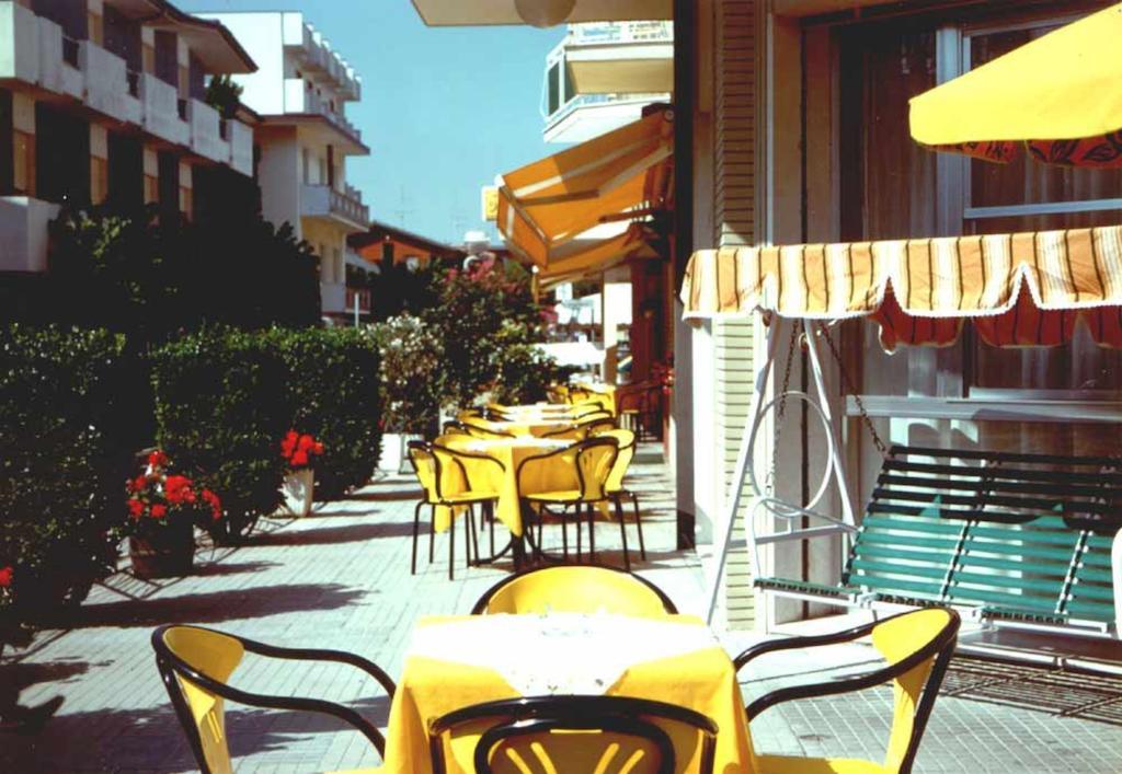Hotel Villa Domiziana Rimini Esterno foto